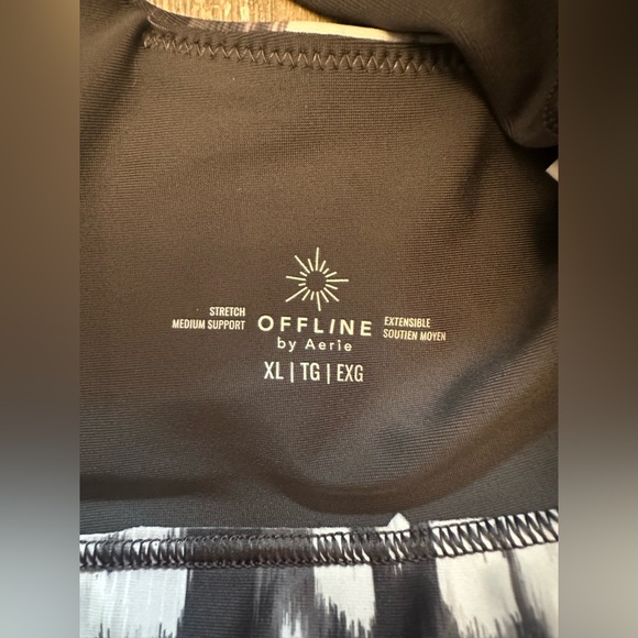 NWOT AERIE GREY AND WHITE 2 PIECE SET SKORT AND SPORTS BRA - Size XL SKU:588 - Picture 7 of 9